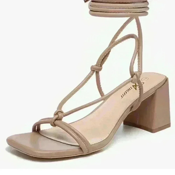 Athlefit Square Toe Chunky Heels, Size 10 - Picture 3 of 7